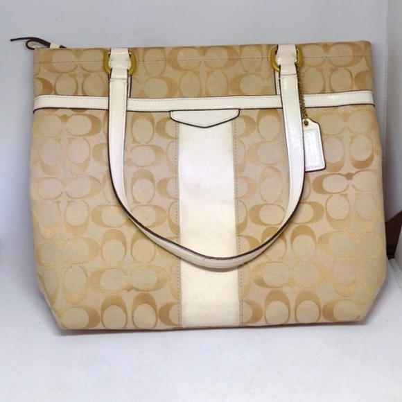 COACH Signature Khaki Jacquard Tote Handbag - Picture 1 of 13